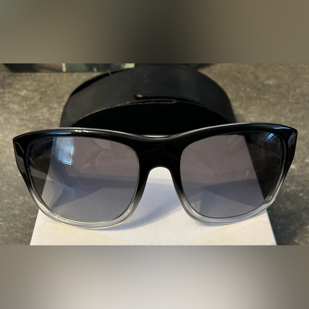 EUC Prada Sunglasses PR29NS